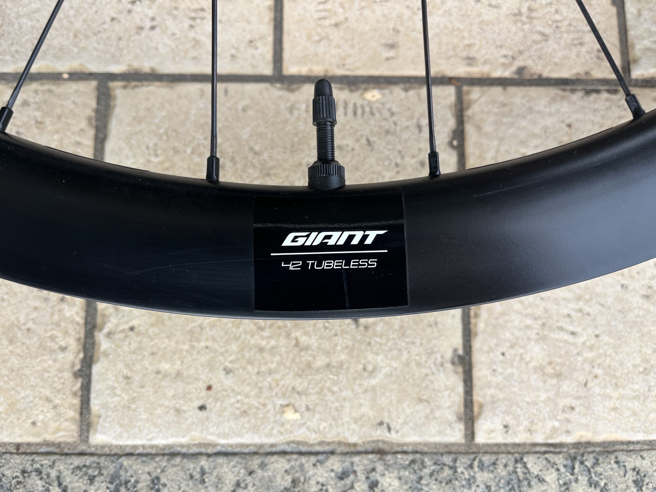 Giant SLR 2 Disc presta tubeless ready valve