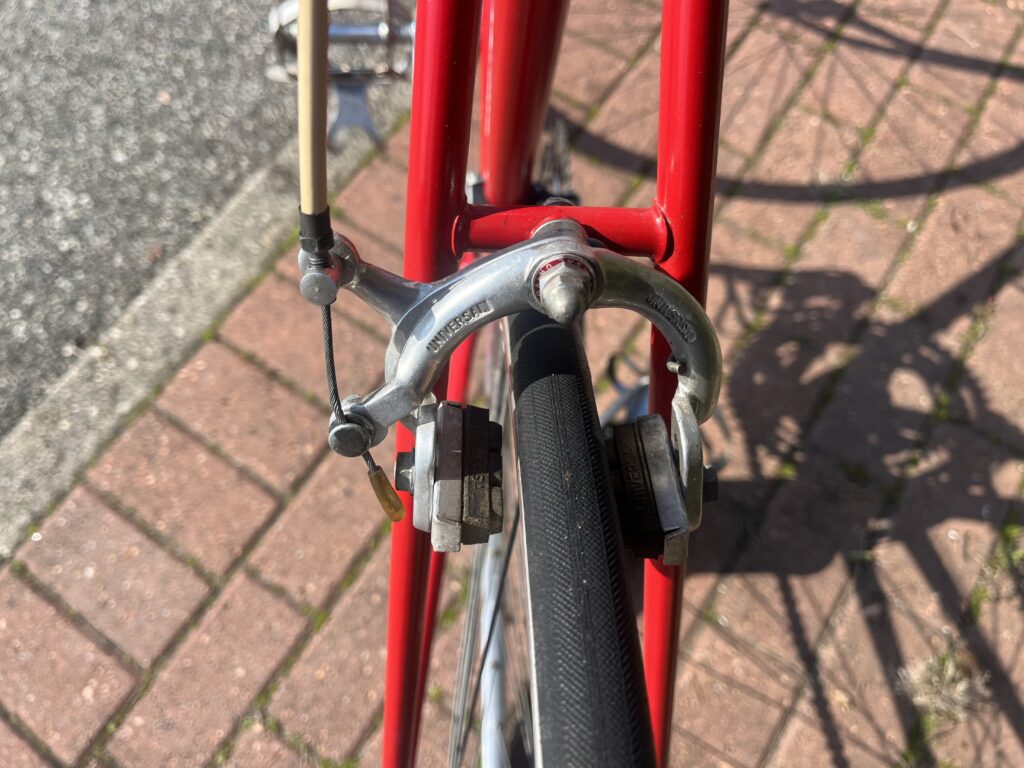 Pinza freno posteriore e pattini Universal