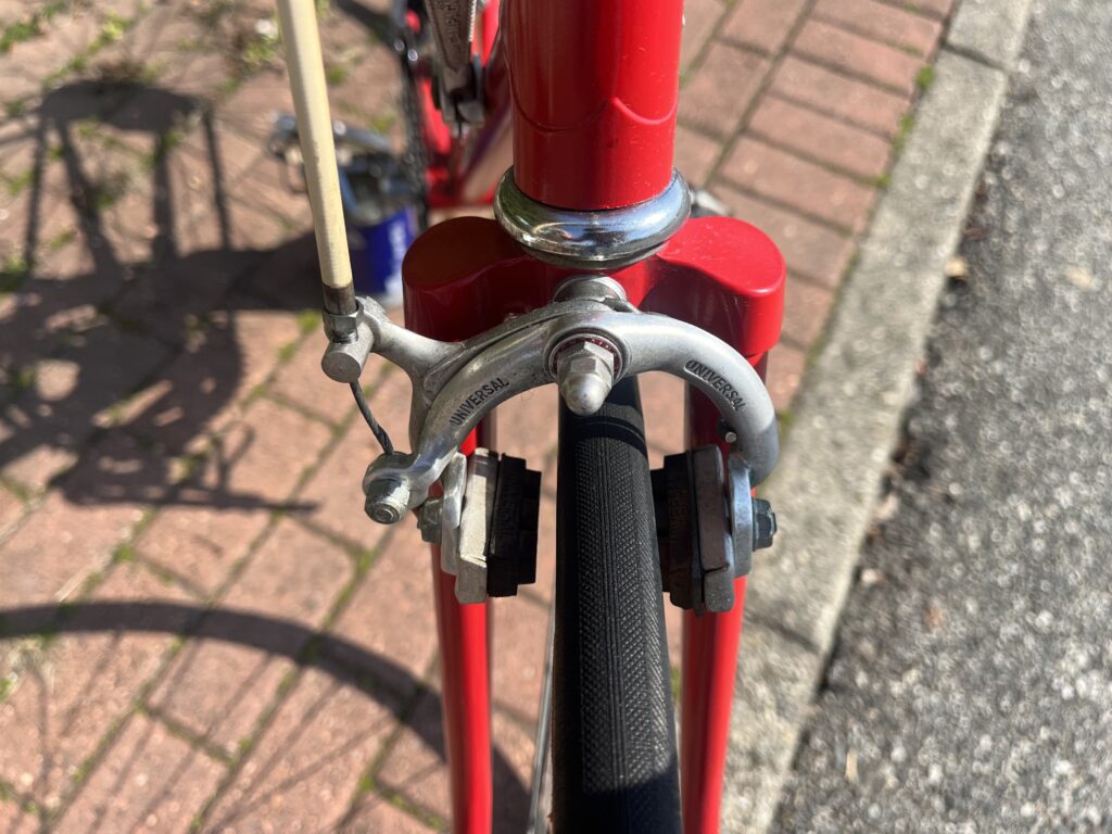 Pinza freno anteriore e pattini Universal